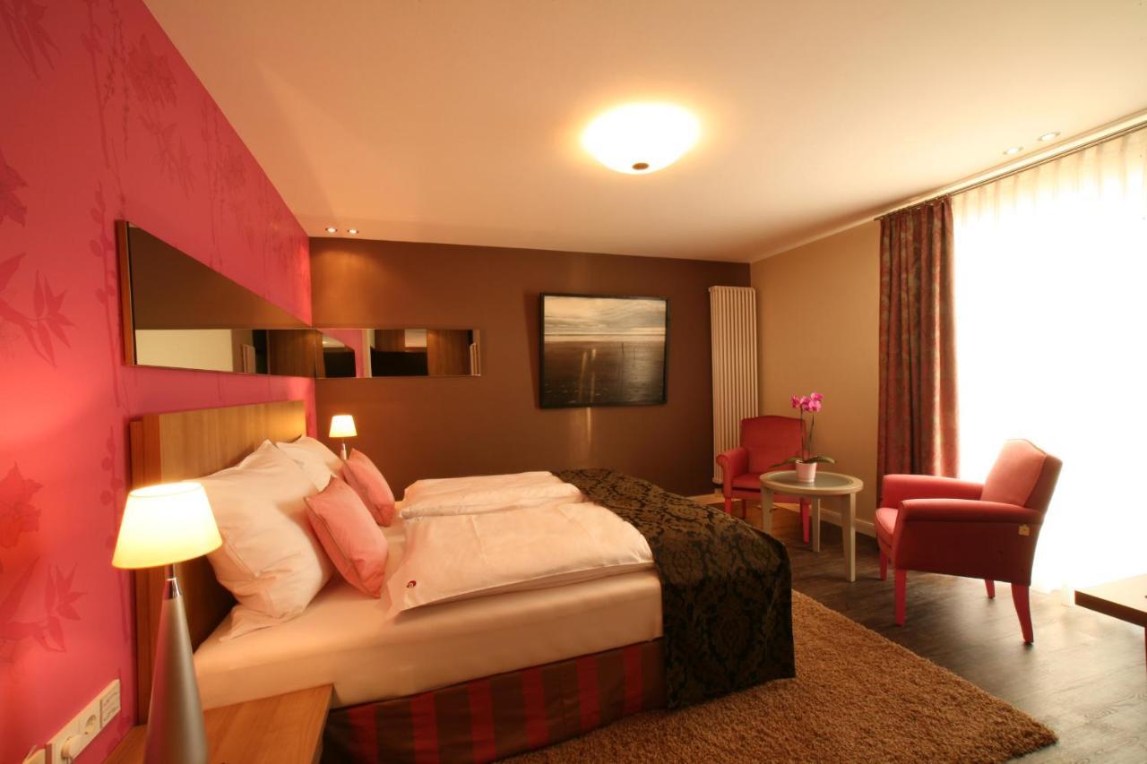 Strand-Hotel Seenelke Вильгельмсхафен Экстерьер фото